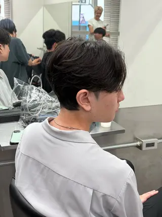 ミディアム カラー パーマ メンズ メンズパーマ特化 🔥韓国ヘア職人🔥のヘアスタイル