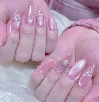 ネイル ネイルサロンエクラ 🫧Shizukaのネイルデザイン