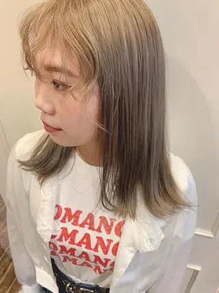 ミディアム カラー la fith所属・rico_by ヘアとアイブロウのヘアスタイル