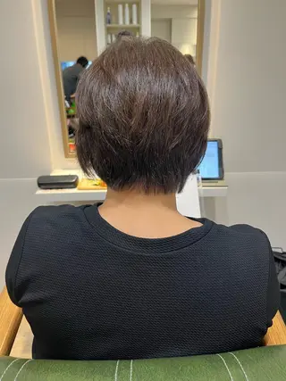 ショート 小鴨 美佳のヘアスタイル