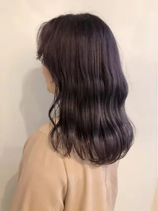 ミディアム カラー 安藤 佑衣のヘアスタイル