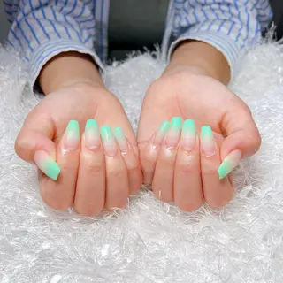 ネイル Nail&eye Belire 新宿のネイルデザイン