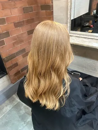 ロング カラー LUAU karin  神戸のヘアスタイル