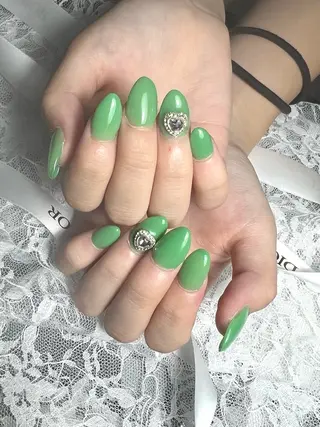 ネイル miku 🦋nailのネイルデザイン