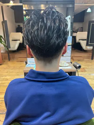 パーマ メンズ BURANKO所属・三浦義久/仙台/ レイヤーカットのヘアスタイル