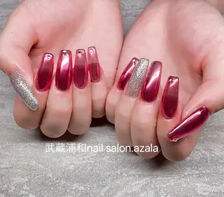 ネイル R inのネイルデザイン