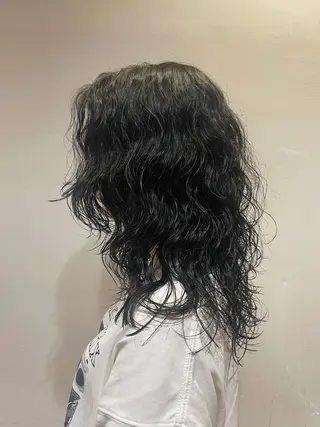 セミロング パーマ 🫧うる艶レイヤー /グレージュ🪐リサのヘアスタイル