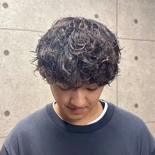 パーマ メンズ pissenlit ピサンリ所属・🧩🤖 Sala 🤖🧩のヘアスタイル