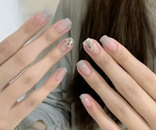 ネイル AB マツエクネイルサロンのネイルデザイン