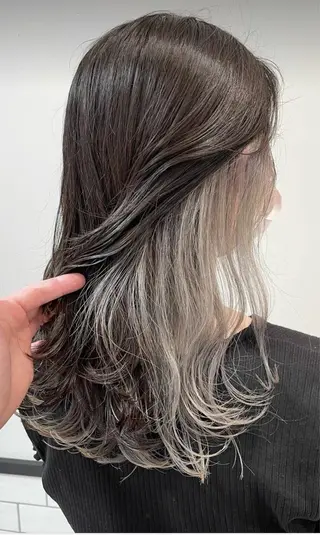 カラー 村井 隆仁のヘアスタイル