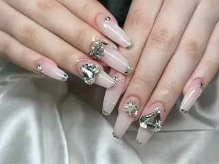 ネイル LR.ONE ヨウのネイルデザイン