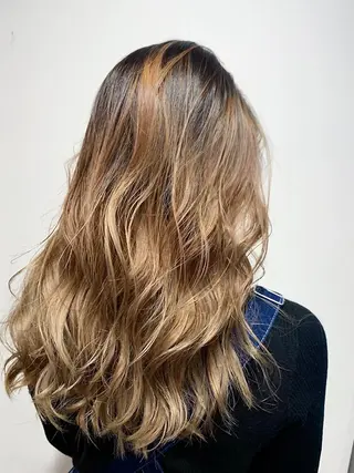 セミロング カラー 岡崎勇人/レイヤー/ 韓国/ケラチンTRのヘアスタイル