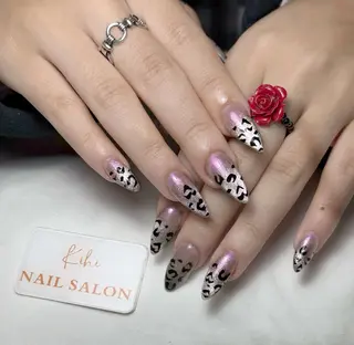 ネイル 💕鈴木ユリ パラジェル/オフ無料のネイルデザイン