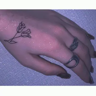 Lanhr所属・【Lanhr】 🕊aya🕊のマツエク・マツパデザイン