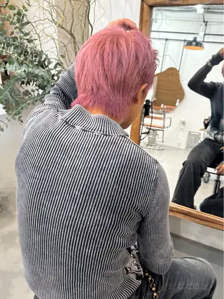 ショート カラー メンズ 磯　亜由香🌼 ブリーチ/ボブカットのヘアスタイル