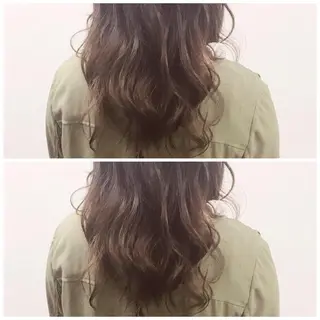 セミロング カラー ヤナ マネージャーのヘアスタイル