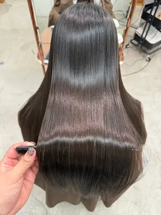 ロング ｻｶﾓﾄ ﾅｵﾐのヘアスタイル