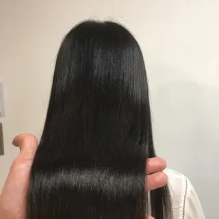 セミロング カラー メンズ眉毛ITSUK Iメンズ専門　新宿の眉毛・アイブロウイメージ