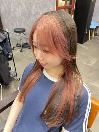 ロング 垢抜けハイトーン×ブ ロウリストAZUKIのヘアスタイル