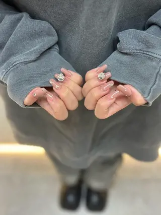 ネイル Trinity ネイリストスタッフのネイルデザイン