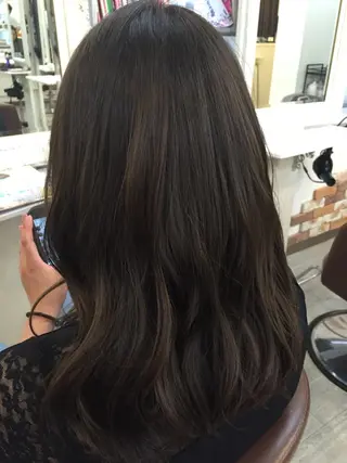 セミロング カラー 【艶髪、髪質改善✨】 Zina杉川のヘアスタイル