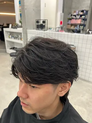 ショート メンズ なりたひろと / 波巻き/ツイスパのヘアスタイル