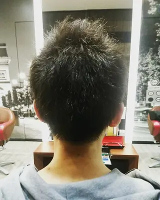 メンズ カラー パーマ ヘアアレンジ ブリーチ/ヘアケア/ 艶髪/イギチハルのヘアスタイル