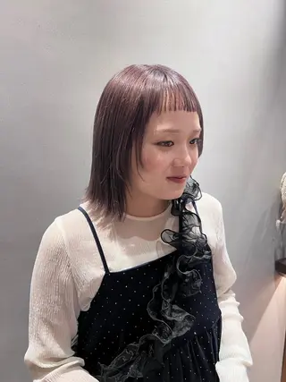 ショート カラー 小山 優香のヘアスタイル