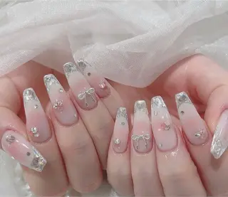 ネイル Lee Nailsのネイルデザイン