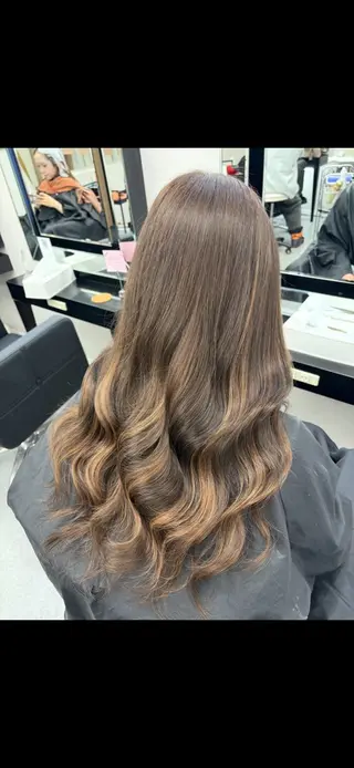 ロング カラー 🫧miyu/艶カラ ーエクステ🫧のヘアスタイル