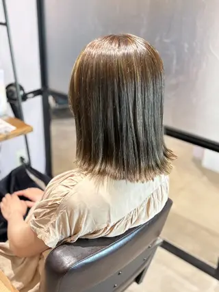 カラー 西原 愛紗のヘアスタイル