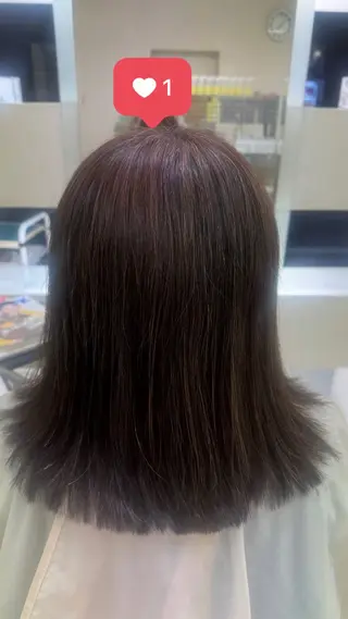ミディアム タカハシ リナのヘアスタイル