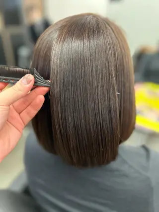 ミディアム 髪質改善/艶髪 ミトモリシュウトのヘアスタイル