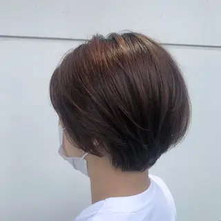 ショート カラー カトウ ユウカのヘアスタイル