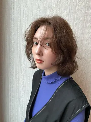 ショート カラー ヘアアレンジ サソウ ユリエ🥥のヘアスタイル