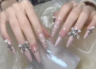 ネイル エ リのネイルデザイン