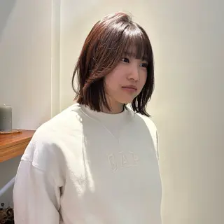 ショート グレージュ🐰透明感 カラー🫧akihoのヘアスタイル