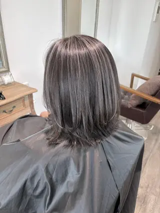 ロング カラー 池澤 京華のヘアスタイル