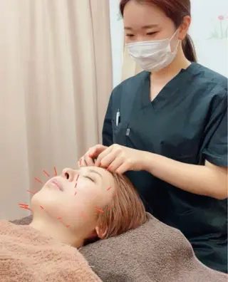 小林整骨院 北浜所属・美容鍼・整体 根本改善/田邉真太郎のエステ・リラクイメージ