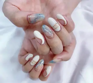 ネイル Ui_Amor (パラジェル)のネイルデザイン