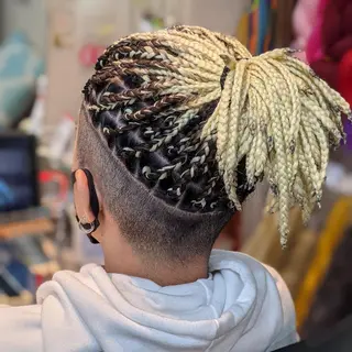 メンズ セミロング scamp ★のヘアスタイル