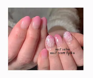 ネイル ﾈｲﾙﾙｰﾑﾘｯｶ 𝐦𝐚𝐲𝐮のネイルデザイン