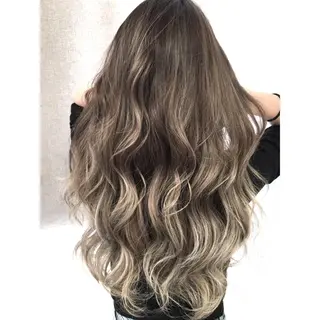 ロング カラー 井上 一平のヘアスタイル