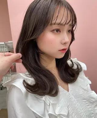 セミロング 鎌田 美紗希のヘアスタイル