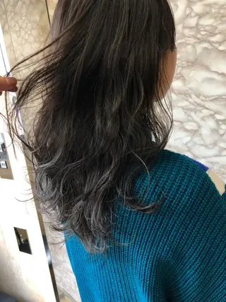 セミロング カラー パーマ ヘアアレンジ TOMO GEEKS代表のヘアスタイル