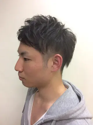 メンズ LOCALCUTCLUB所属・パーマ職人👏 岡田佳樹のヘアスタイル