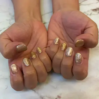 ネイル Honey Bee所属・Honey Bee Mikuのネイルデザイン