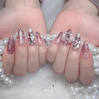 ネイル Maggie Nail🦩のネイルデザイン