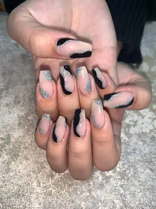 セミロング Kono Nanamiのネイルデザイン