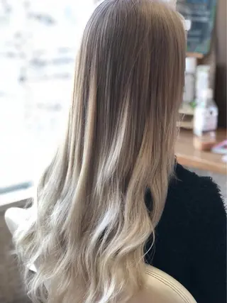 ロング LOPEZ LAB所属・🦁LOPEZLAB /RUNA🌙のヘアスタイル